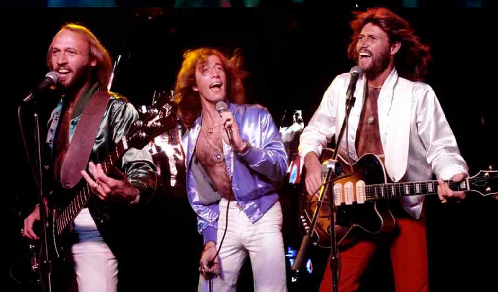 Hace 44 años Bee Gees conquistó los rankings con «Stayin’ Alive»