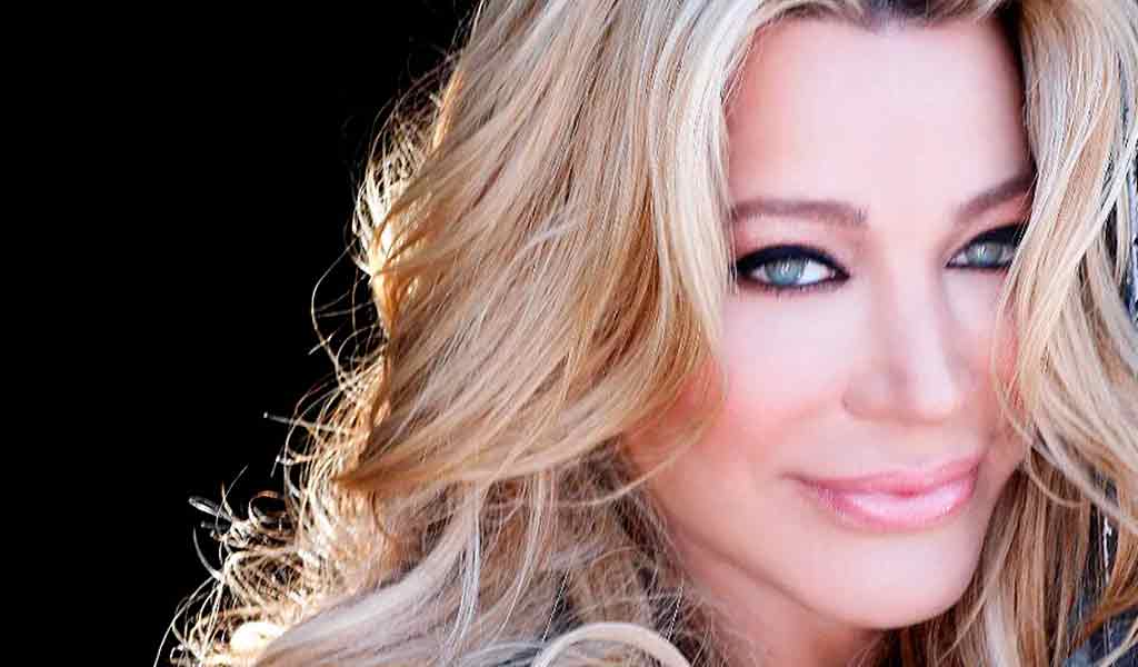 Hoy cumple 60 años la cantante Taylor Dayne