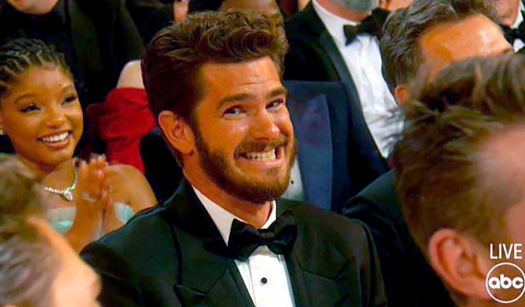 Andrew Garfield se volvió viral por particular reacción en la ceremonia de los Oscar