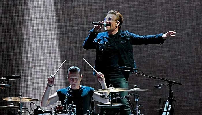 Bono y la bicicleta que desencadenó un álbum: El fascinante trayecto de ‘Songs of Experience’
