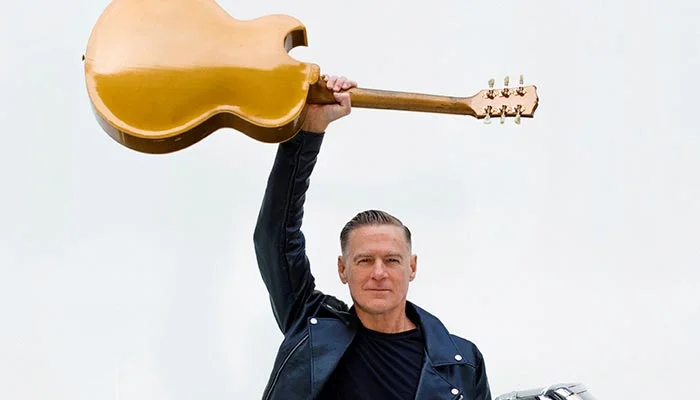 Un mensaje esperanzador de Bryan Adams: 'What if There Were No Sides at All', una canción en contra de los conflictos