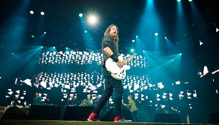 Foo Fighters aborda el duelo en uno de sus álbumes más sobresalientes
