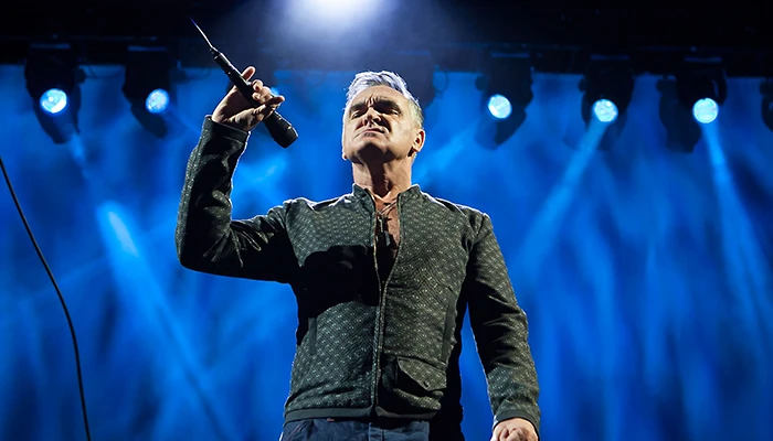 Morrissey contrae dengue en México y suspende todas sus presentaciones en Latinoamérica