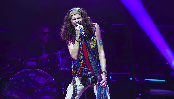 Aerosmith detiene su gira por lesión vocal de Steven Tyler