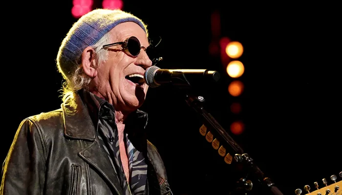 Keith Richards el guitarrista de los Rolling Stones cumple 80 años