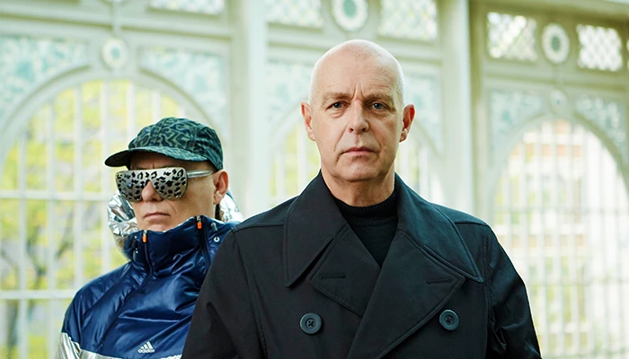 Pet Shop Boys brillan con su nuevo sencillo 'Dancing Star'
